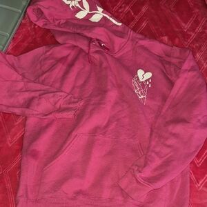 Finesse Magenta Hoodie with Heart and Rose Design Skeleton